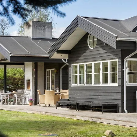 8242-knebel-uraniavej-5 * Knebel