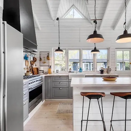 8242-knebel-uraniavej-5 *